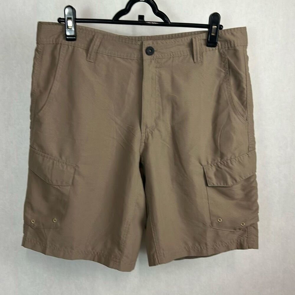 Magellan Outdoors Cargo Shorts Mens Sz 32 Khaki Tan Fishing Hiking Camping
